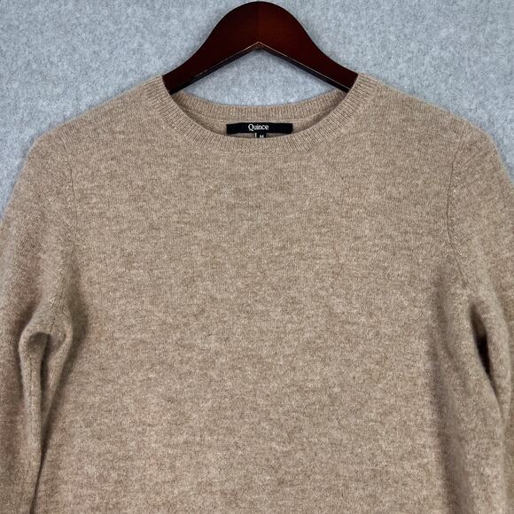 Quince Oatmeal Mongolian Cashmere Crewneck Sweater Size Medium - Picture 2 of 10